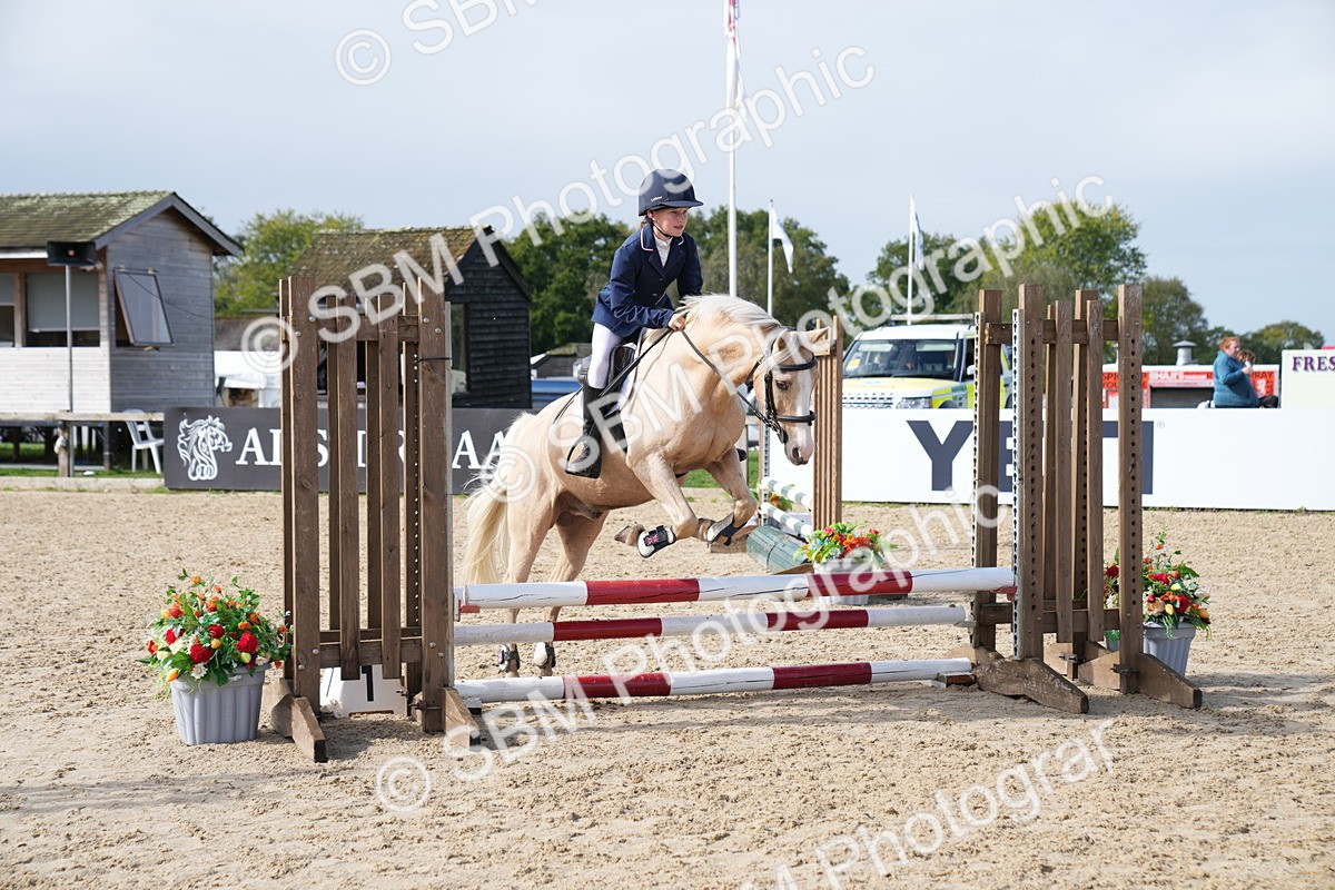 SBM_02603 - J55 - Clear Round 60cm