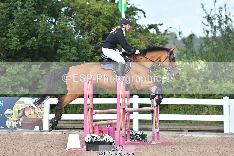 240727A-093920-03142 - Cls 20 Snr British Novice and 90cm Open
