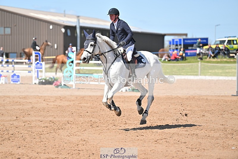 240420A-141814-11689 - Cls 7, 2 Star Medium Tour 1.35m