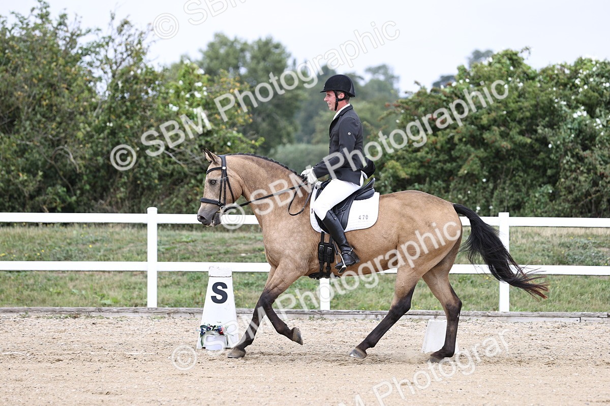 SBM_017456 - Class 14 - Novice 23 - 13.52-14.55