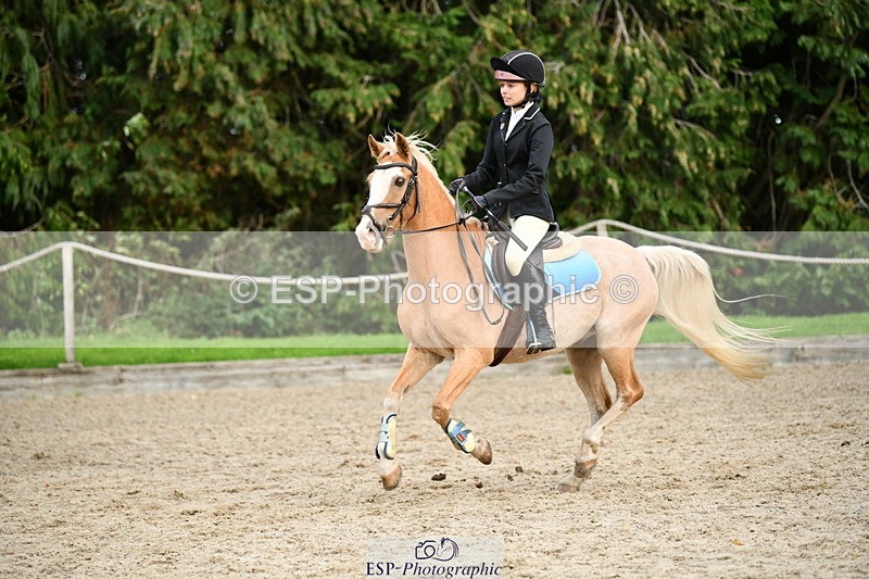 251004A-165637-02304 - Classes 10 & 11 80cm