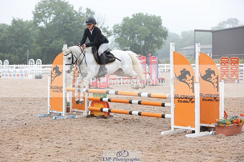 240630A-100450-11712 - Cls 30 British Novice and 80cm Open