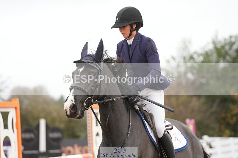 251109-103350-03403 - Cls 19 Snr 1.05m Open