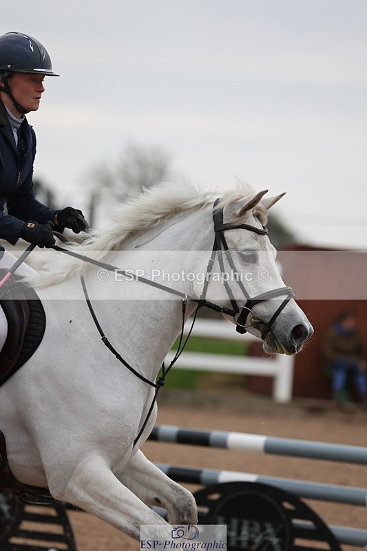 241101A-081222-00108 - FRI Cls 2 British Novice and 90cm Open