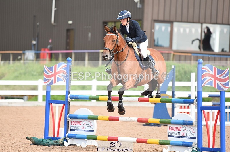 230902A-123930-01083 - Cls 9 1.10m Amateur Quali