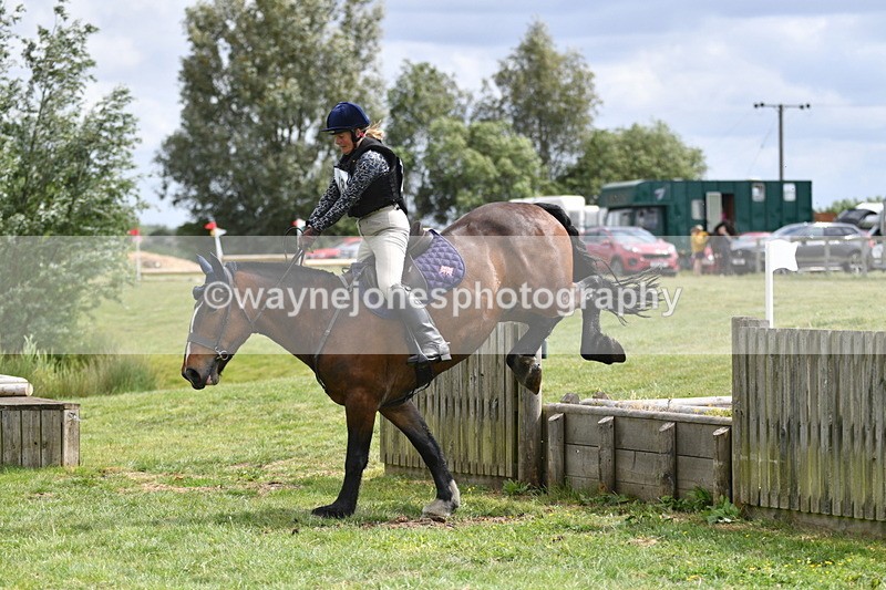 WJ5_2817 - Class 3 60cm Pairs