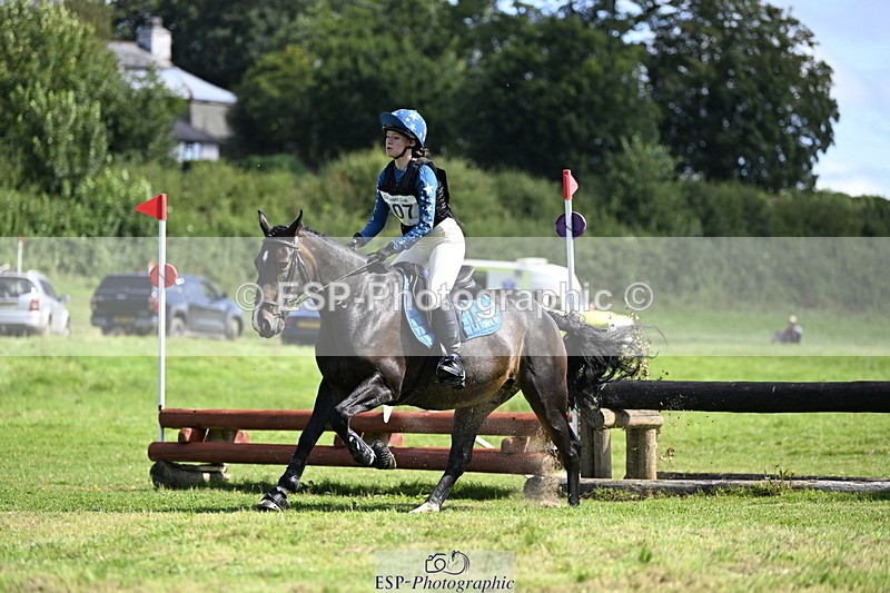 240811A-105353-01259 - 107-