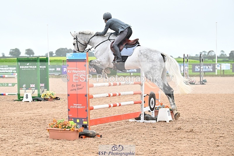 251003-120349-00628 - Cls 2 Newcomers and 1.10m