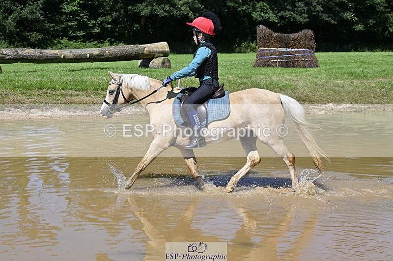 240728B-111930-00860 - Theo's Group XC