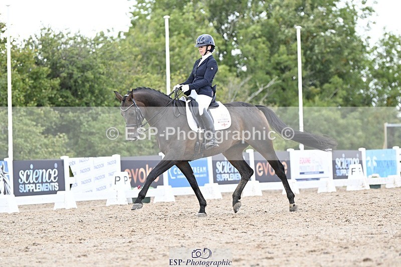 250907-165630-10822 - 113-Nicole.JahanshahiVirtual.Attraction