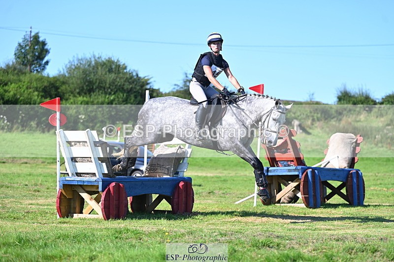 240811A-170403-07097 - 457-