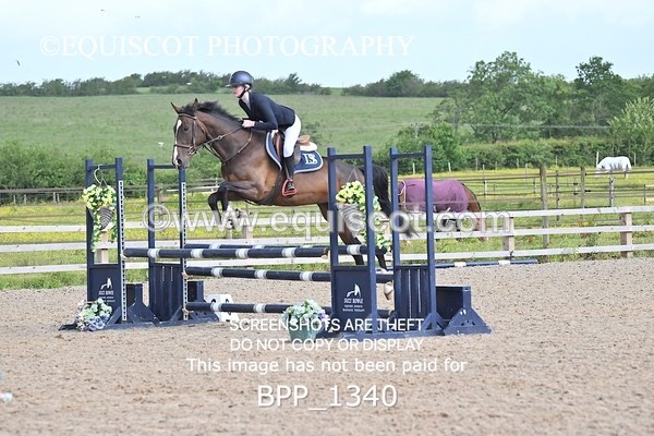 BPP_1340 - CLASS 10 SAT Senior BritiNovice/ 90cm Open
