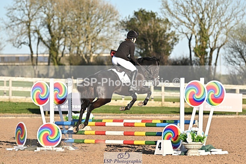 250401-180725-00567 - 80cm Classes