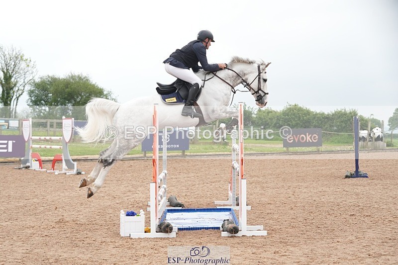 260508-091155-04532 - Cls 12 Snr Foxhunter