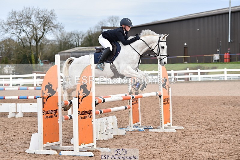 231203A-113714-00920 - Cls 4 Newcomers & 1m Open