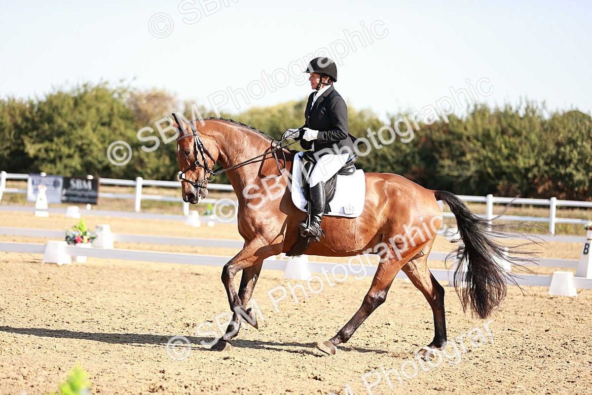 SBM_004327 - Class 12 - Novice 5 - 9.07-10.10