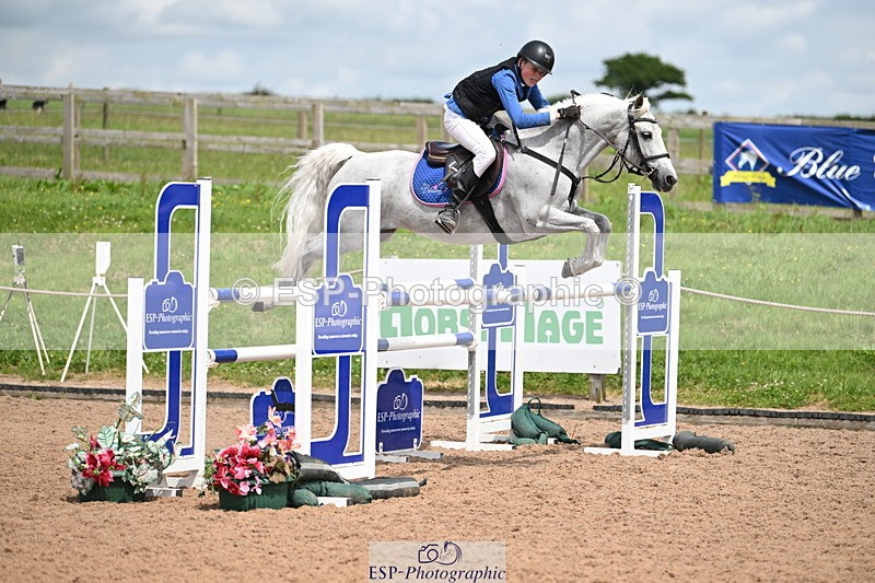 240630A-144445-14472 - Cls 25 HOYS 138cm Jump Off and Presentations