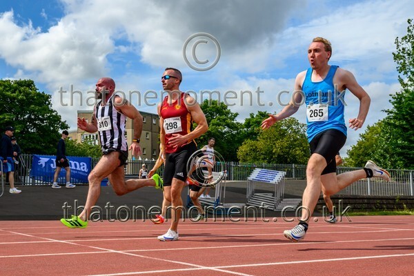 CEM26-814205 - Track Male Set One