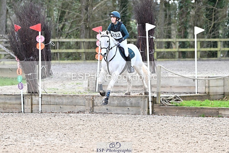 240302-142118-01454 - Cls 3 90-95cm