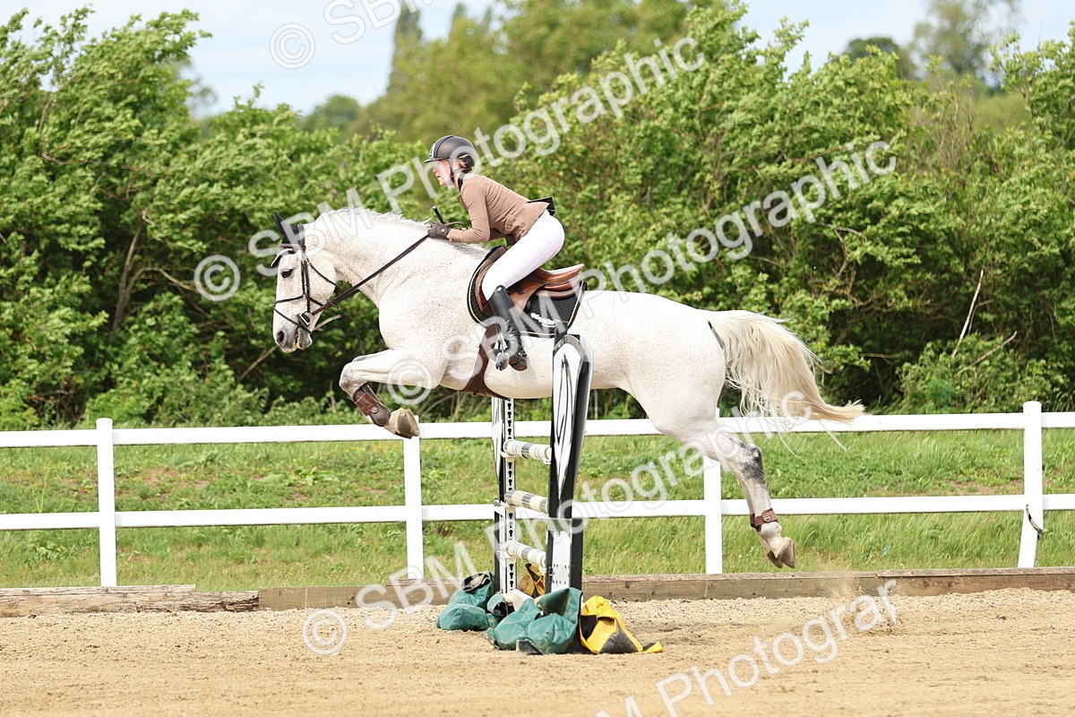 SBM_001327 - Class 5 - Senior Foxhunter - 1.20m