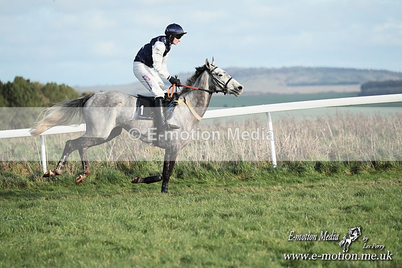 PtP 141225  1676 - New Forest Hounds PtP Larkhill 14/12/25