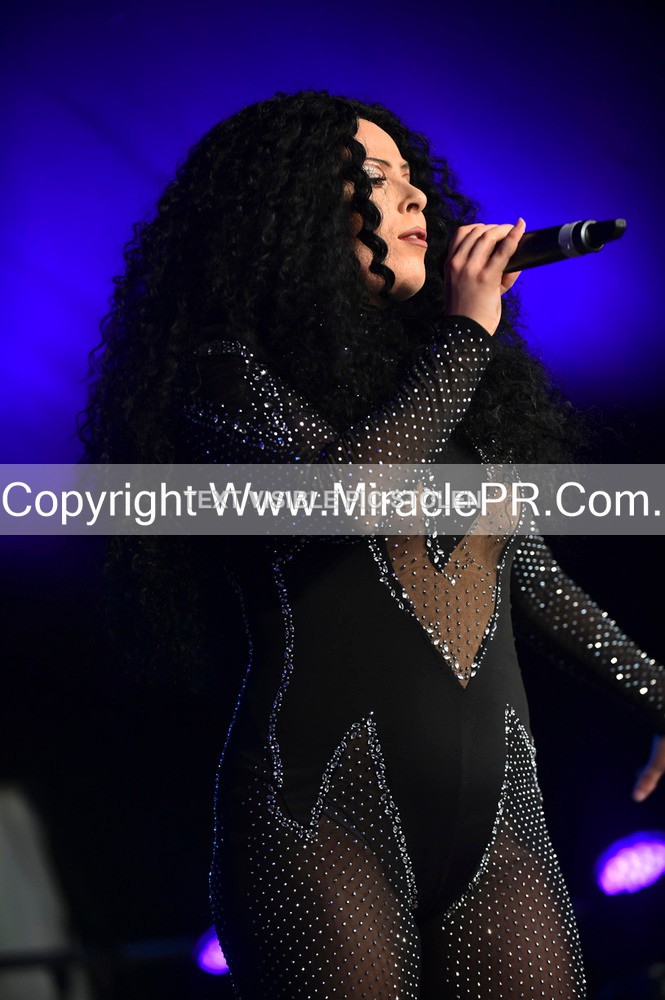 SH4_5985 - The Cher Experience