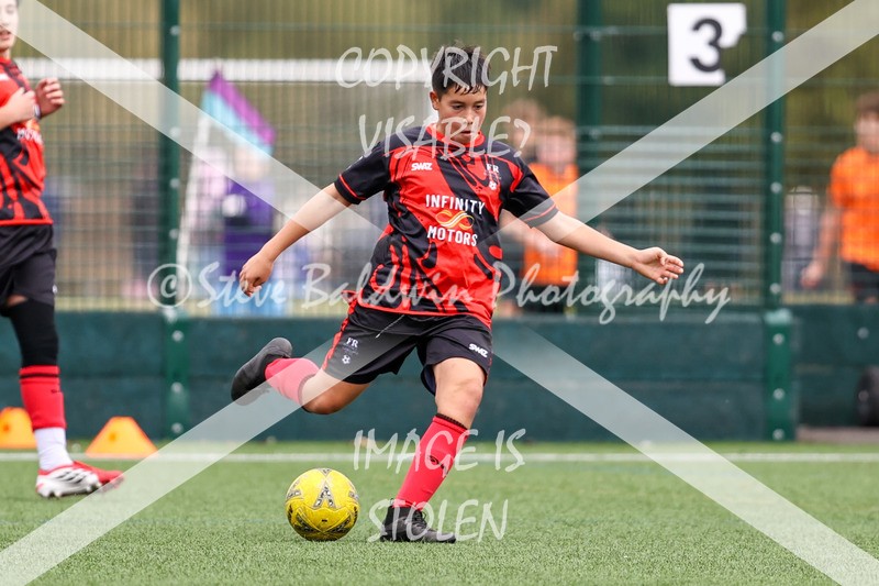 1DX30596 - 2026-10-11 FC Abbey Meads U14 Grey v Ferndale Rodbourne FC U14
