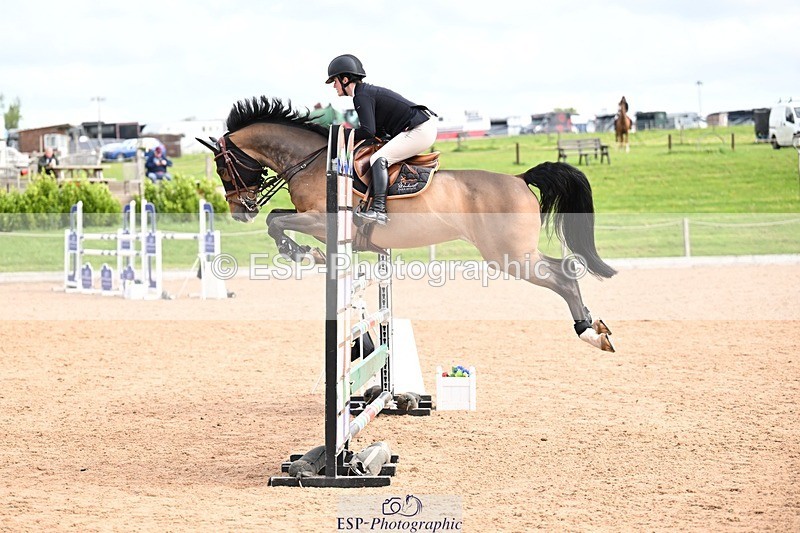 260507-102409-01494 - Cls 1 Snr Foxhunter