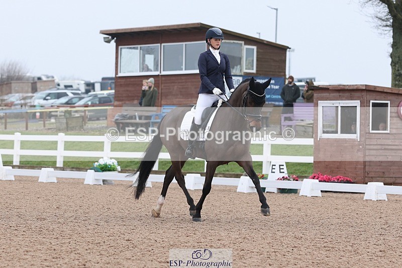 250216-095006-04939 - 229-Tara.Faulds-Platinum.SNW