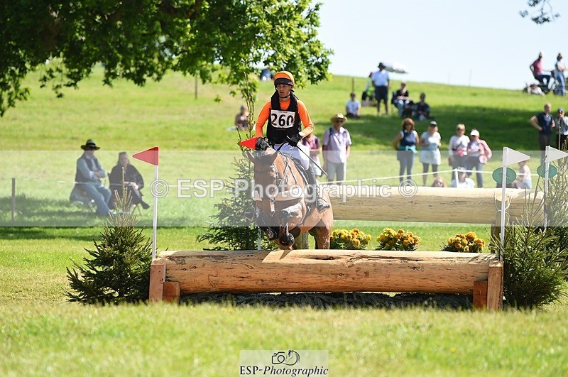 230527-105248-09031 - 260-LOW_MOOR_LUCKY-Tom_Woodward-XC