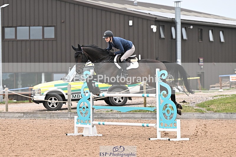 240828A-160219-01262 - Cls 5 Snr Foxhunter and 1.20m Open
