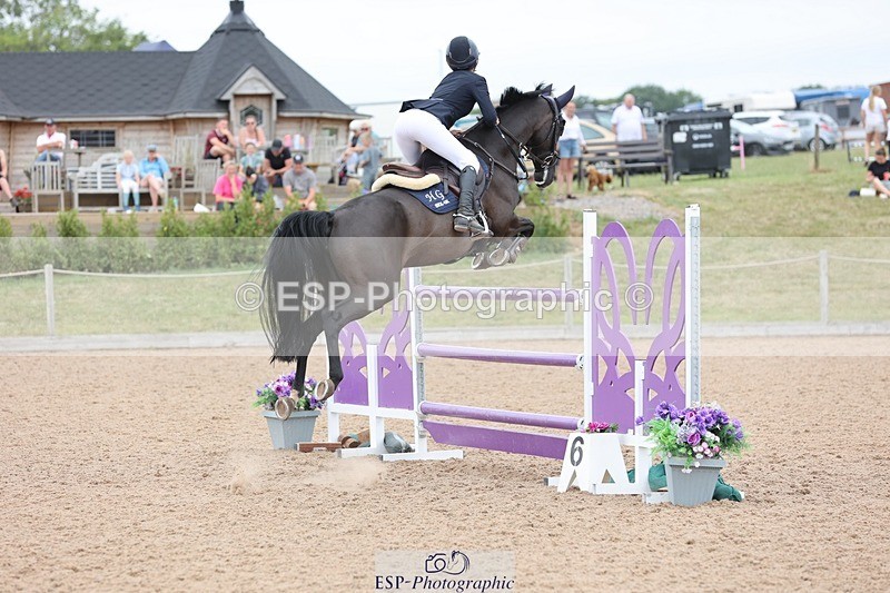 250629-133137-12131 - Cls 28 Pony Foxhunter Jump Offs & Presentations