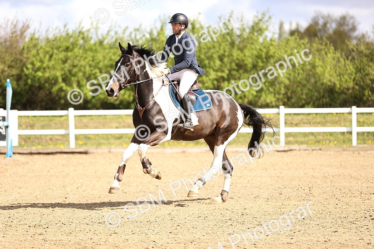 SBM_003351 - Class 16 - Senior Discovery - 1.00m