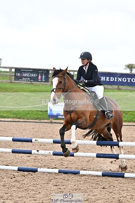 250414-110036-00358 - 80cm Round 1