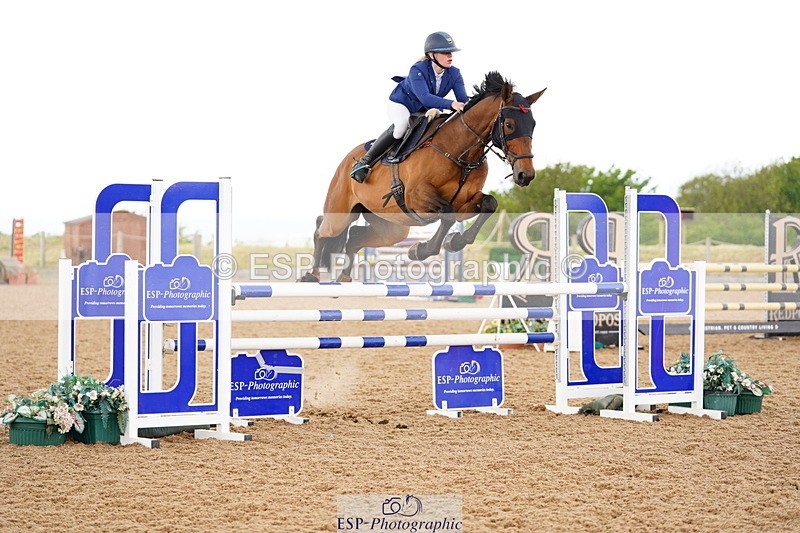 240526A-112738-07802 - Cls 26 Chard Equ 1.05m and 1.10m Grand Prix