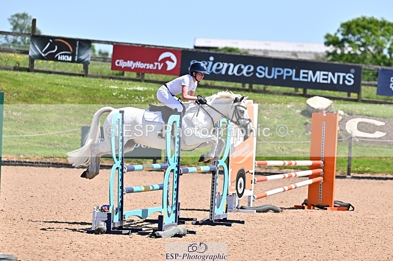 260524-132418-01883 - Cls 33 Pony Discovery and 90cm Open