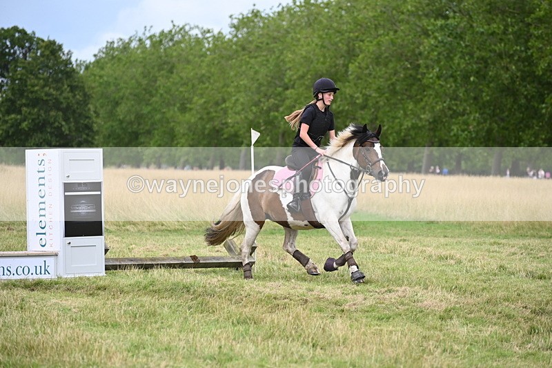 WJ6_3755 - Time at Jump 11:41 to 12:19