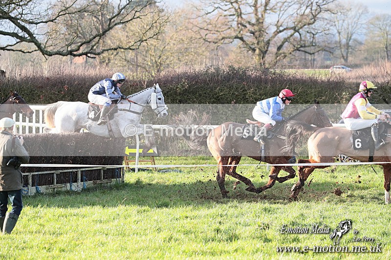 PtP 291224 827 - Harkaway Club PtP Chaddesley Corbett 29/12/24