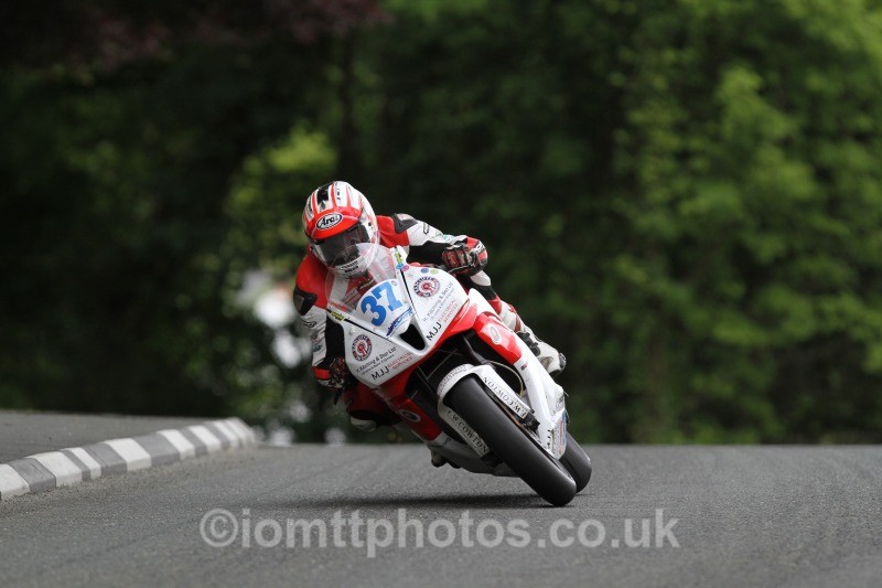 James Cowton Honda / F W Cowton Joiners - Monster Energy Supersport Race 1