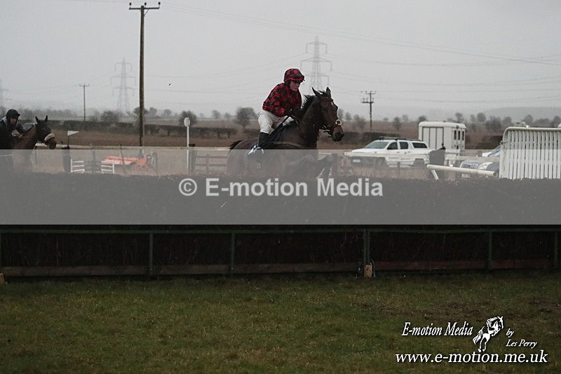 PtP 260125 1277 - Cocklebarrow Point-to-Point racing with the Heythrop Hunt 26/01/25