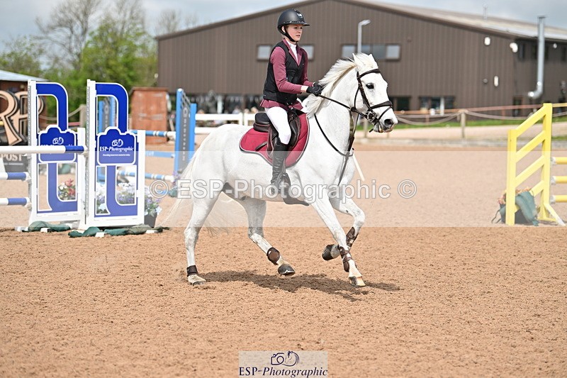 240506A-123841-08737 - Cls 5 Pony Foxhunter & 1.10m Open
