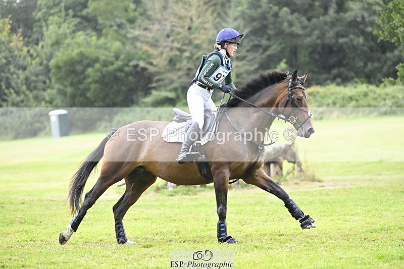 240825X-173918-38219 - 80cm XC 17.30 to End