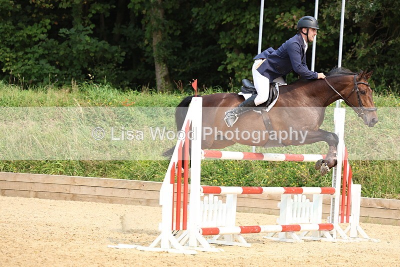 3E7A2706 - Class 9: Senior 1.15m Open