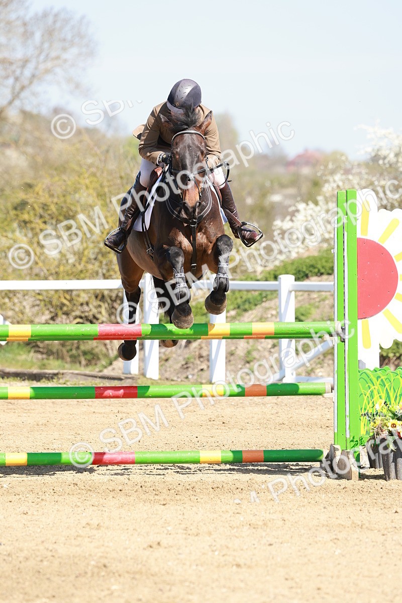 SBM_004142 - Class 17 - Senior Newcomers - 1.10m