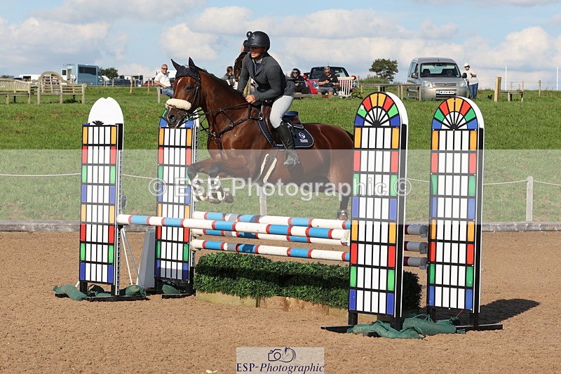 230915A-161514-03094 - Cls 6 Snr 1.05m Derby