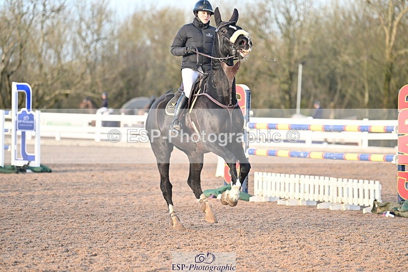 231210A-145840-02858 - Cls 21 Foxhunter & 1.20m Open