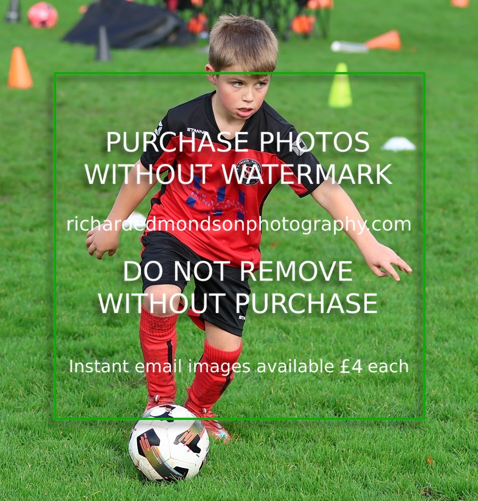 533A3117 - Kendal Utd U8's vs Sedbergh Wanderers Juniors U8 (8/11/25)
