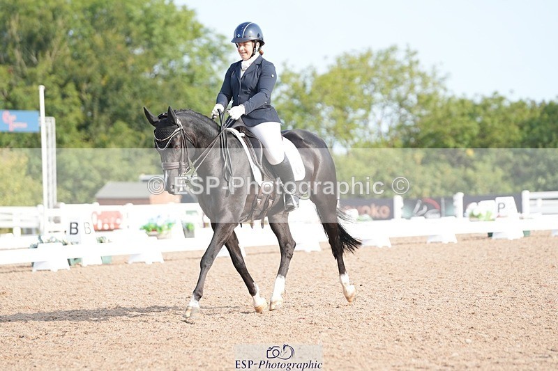 250815-090100-00003 - 004-Amy.CoxPretty.Picture