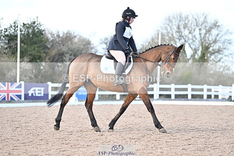 240324A-153039-04505 - Novice 27, 14.30 to 15.25