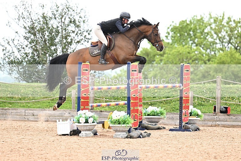 260510-150811-07480 - Cls 41 Snr Foxhunter